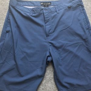 Travis Mathew shorts - 36
